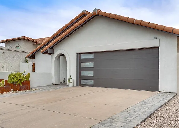 < 1/2 Mi To Golf! Lakefront Oasis W/ Dock Mesa